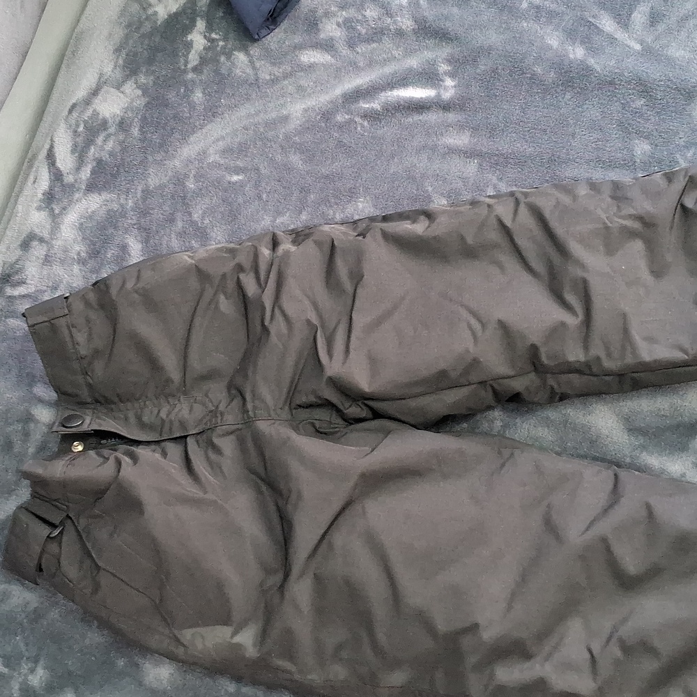 Snow pants